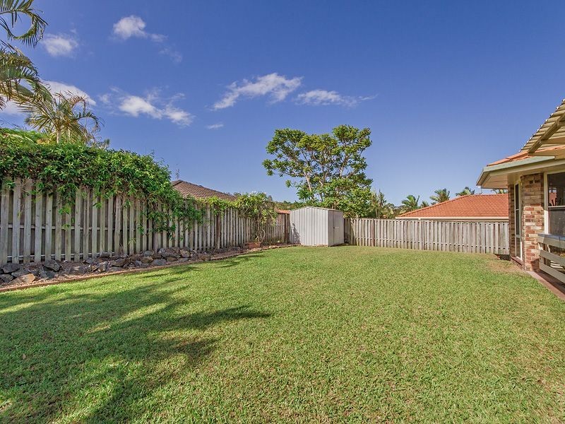 7 Antipodes Close, Pacific Pines QLD 4211
