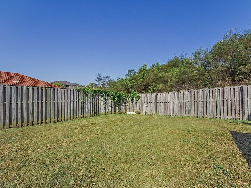 10 Roberts Drive, Maudsland QLD 4210