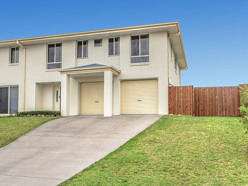 1/50 Lawley Crescent, Pacific Pines QLD 4211