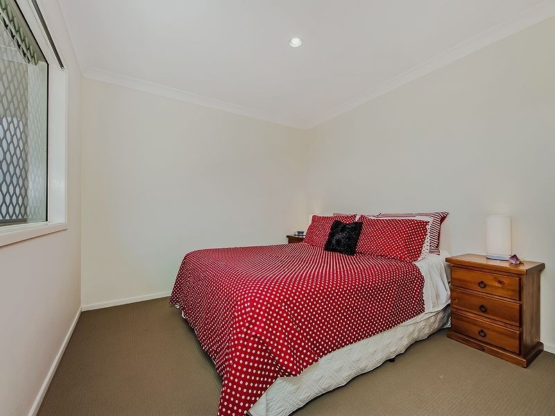 1/50 Lawley Crescent, Pacific Pines QLD 4211