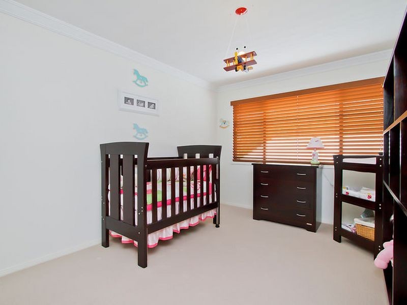 17 Waldorf Place, Maudsland QLD 4210