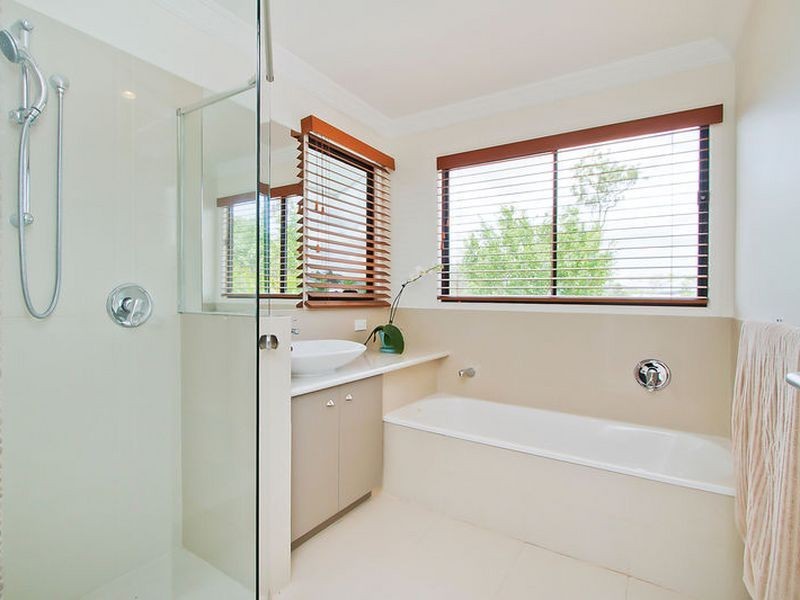 17 Waldorf Place, Maudsland QLD 4210