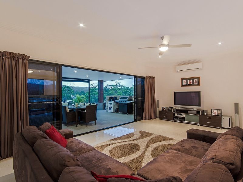38 Ginger Rogers Road, Maudsland QLD 4210