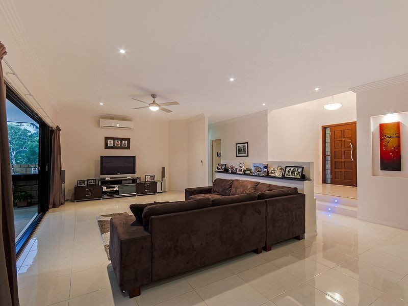 38 Ginger Rogers Road, Maudsland QLD 4210