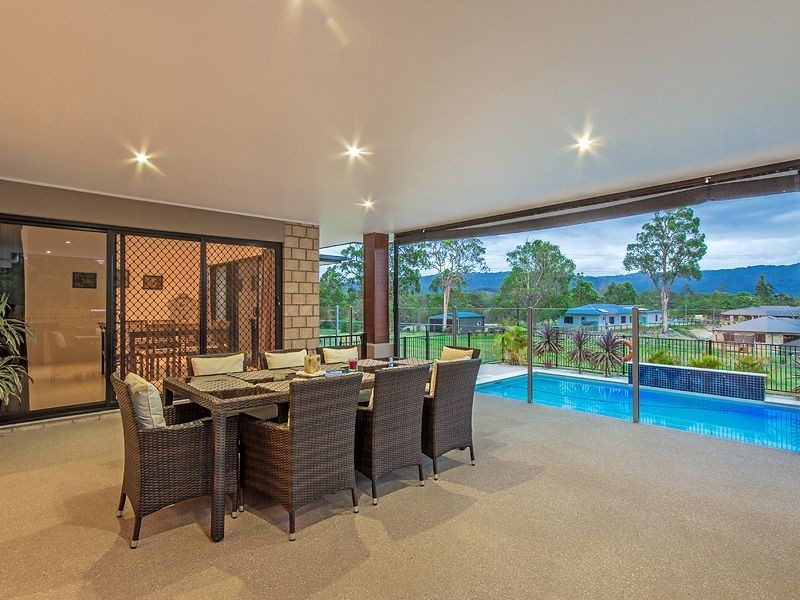 38 Ginger Rogers Road, Maudsland QLD 4210