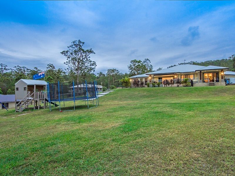 38 Ginger Rogers Road, Maudsland QLD 4210