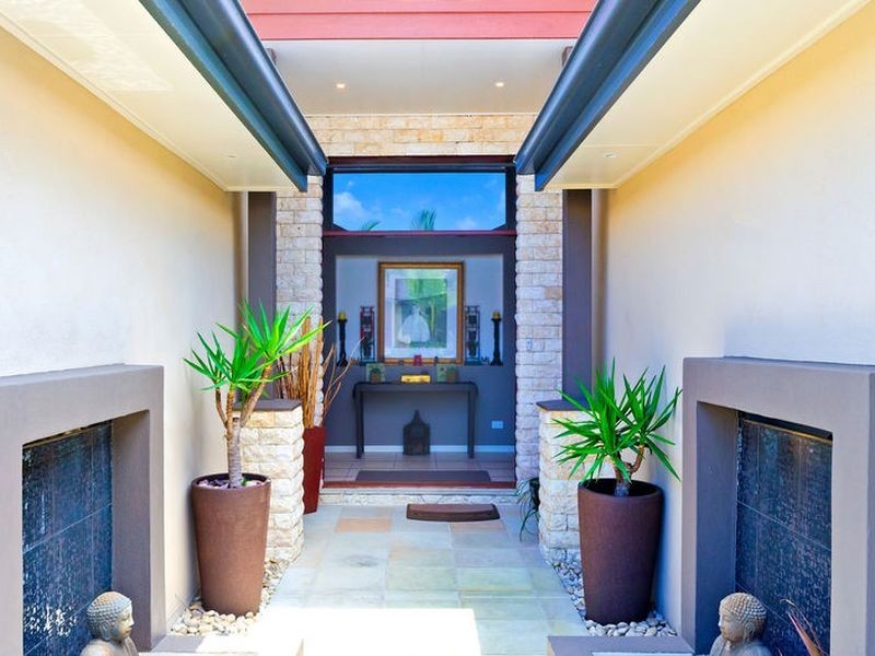 6 Mcrae Circuit, Pacific Pines QLD 4211