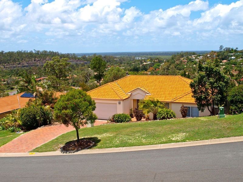 12 Mitaro Rise, Pacific Pines QLD 4211