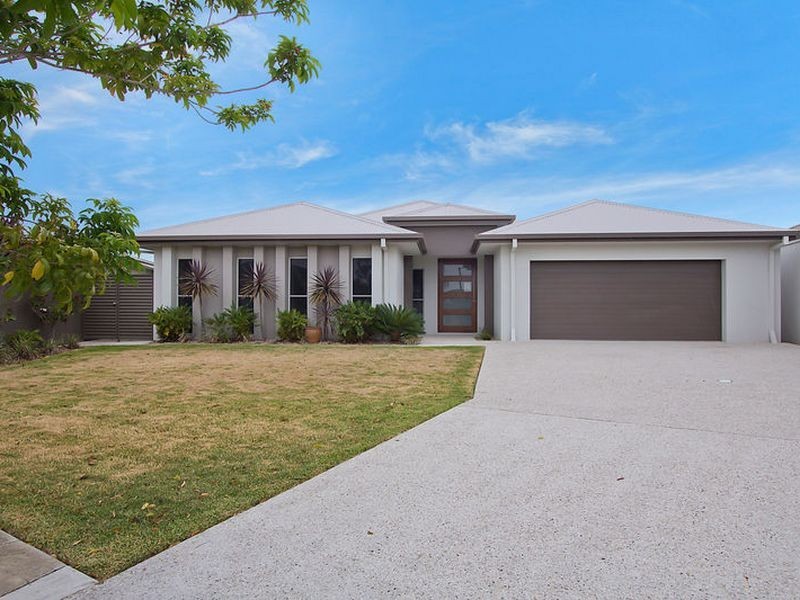 5 Ben Dalley Drive, Helensvale QLD 4212