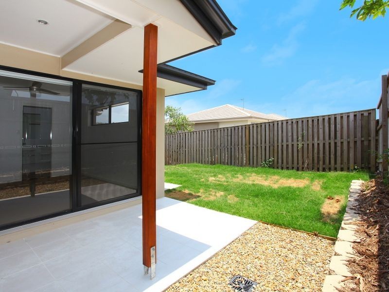 59 Hawkesbury Avenue, Pacific Pines QLD 4211