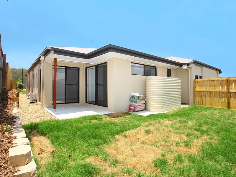 59 Hawkesbury Avenue, Pacific Pines QLD 4211