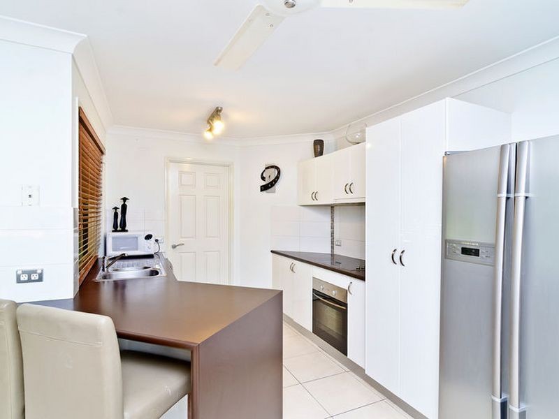 219 Universal Street, Oxenford QLD 4210