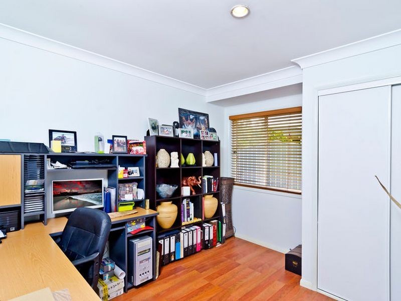 219 Universal Street, Oxenford QLD 4210