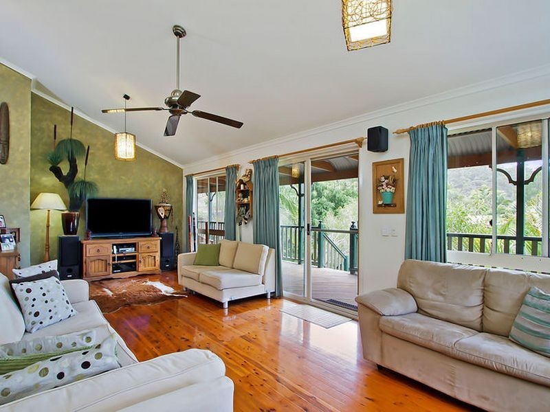 14 Nauru Place, Pacific Pines QLD 4211