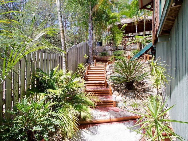 14 Nauru Place, Pacific Pines QLD 4211