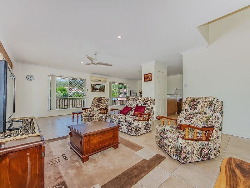1 Ainslie Street, Pacific Pines QLD 4211