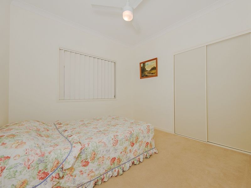 1 Ainslie Street, Pacific Pines QLD 4211