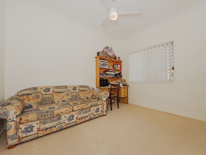 1 Ainslie Street, Pacific Pines QLD 4211