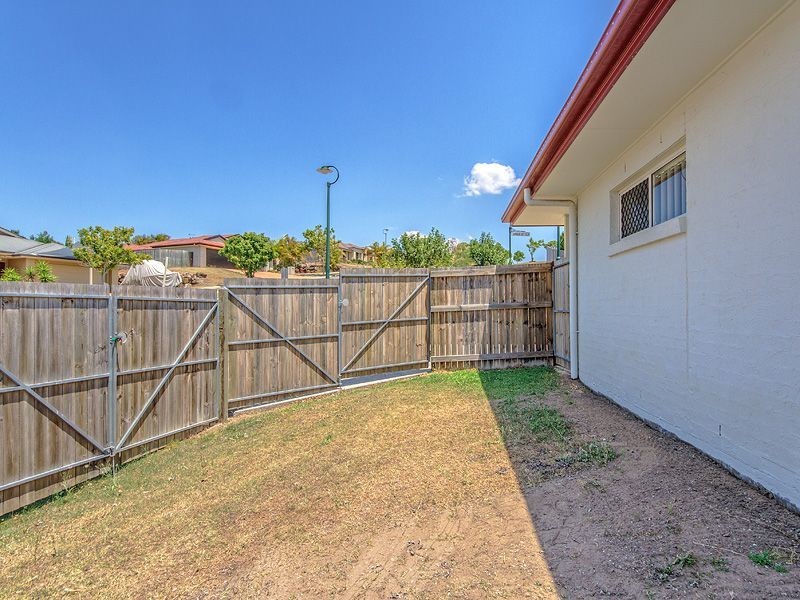 1 Ainslie Street, Pacific Pines QLD 4211