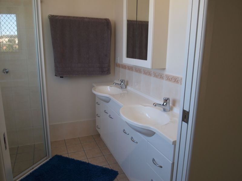 10 Duice Court, Oxenford QLD 4210