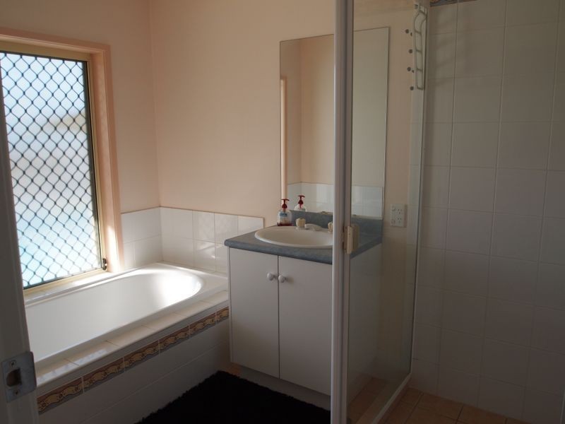 10 Duice Court, Oxenford QLD 4210