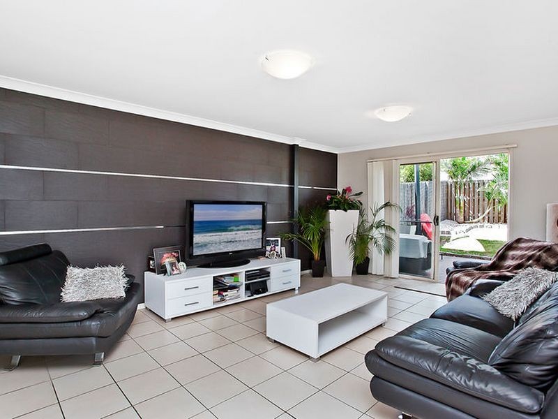 1/32 Buchanan Circuit, Oxenford QLD 4210