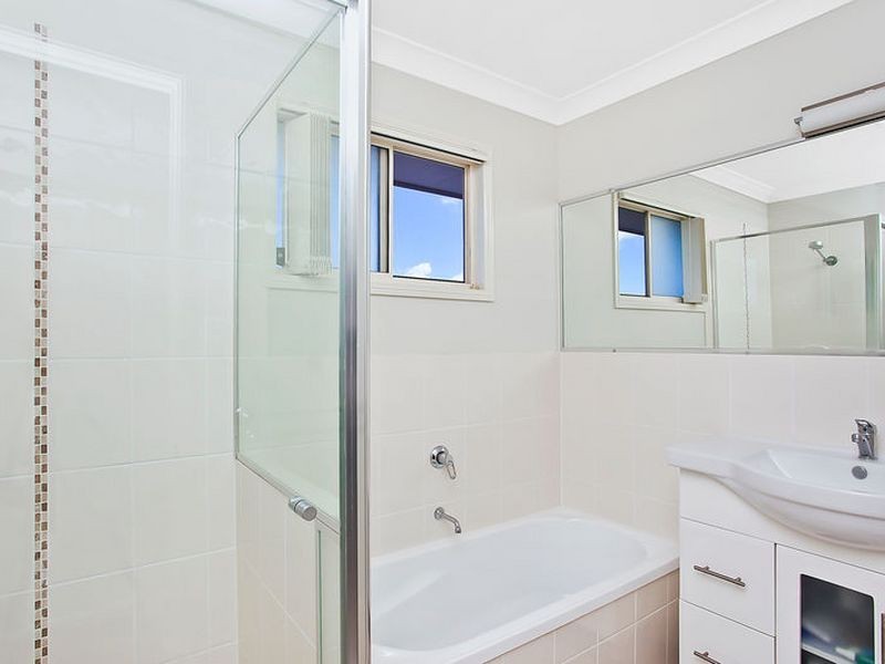 1/32 Buchanan Circuit, Oxenford QLD 4210