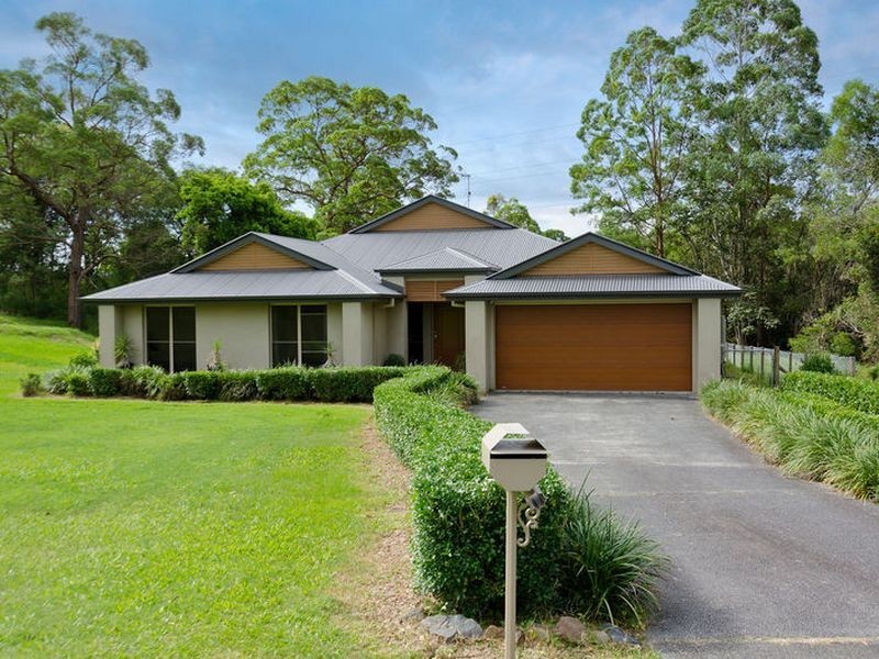 34 John Wayne Close, Maudsland QLD 4210