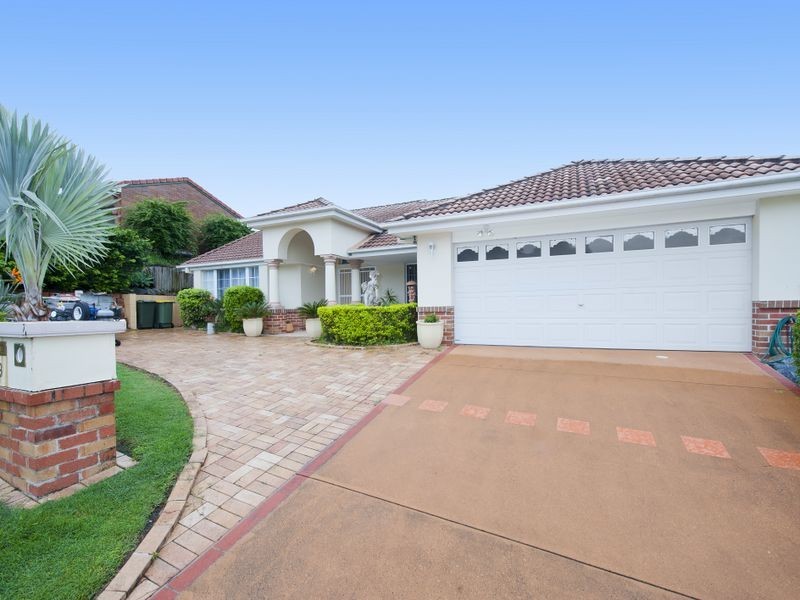 19 Adam Street, Oxenford QLD 4210