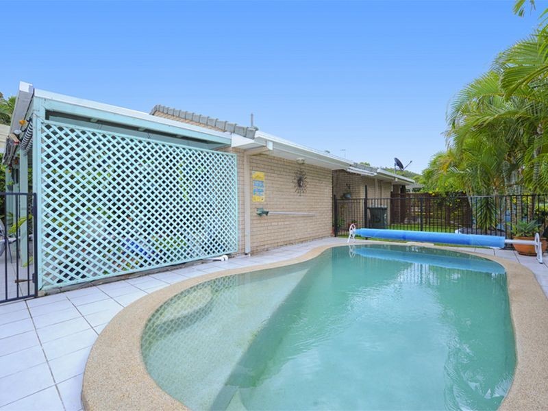 15 Pinebark Avenue, Oxenford QLD 4210