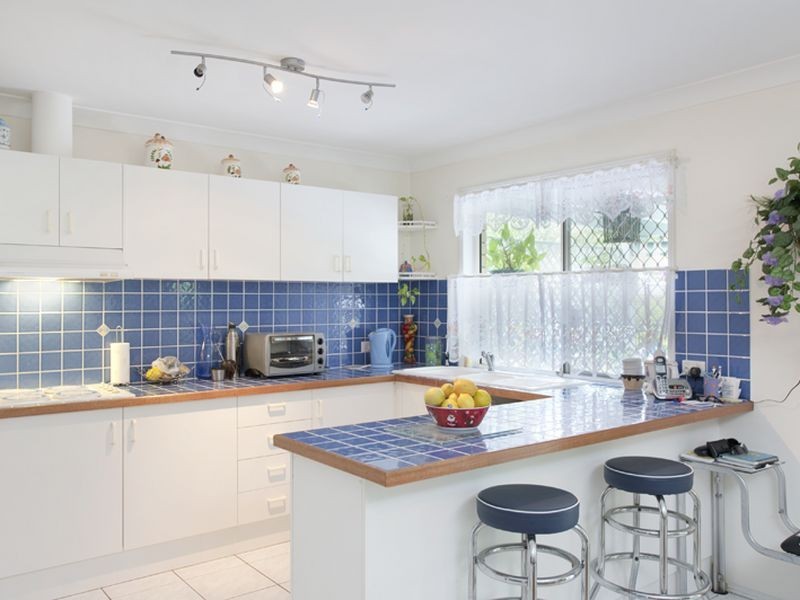 15 Pinebark Avenue, Oxenford QLD 4210