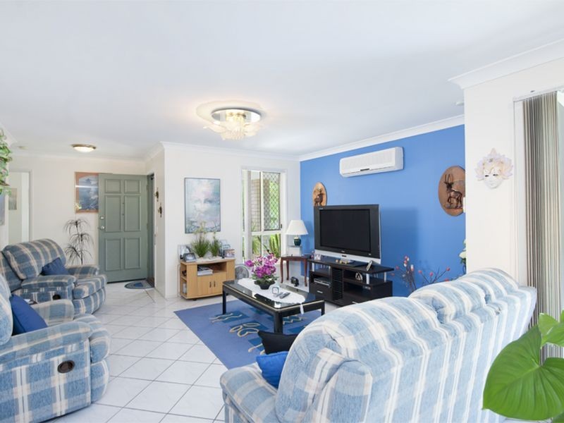 15 Pinebark Avenue, Oxenford QLD 4210