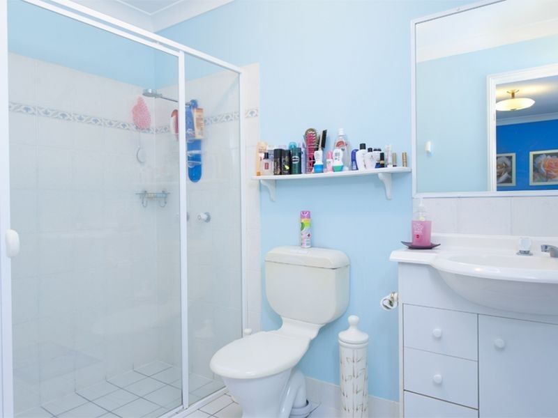 15 Pinebark Avenue, Oxenford QLD 4210