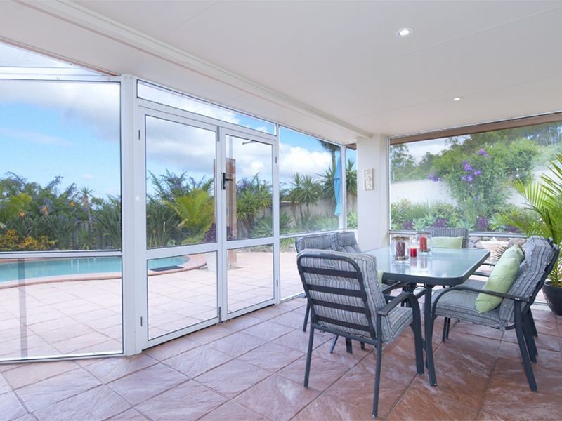 6 Kanton Place, Pacific Pines QLD 4211