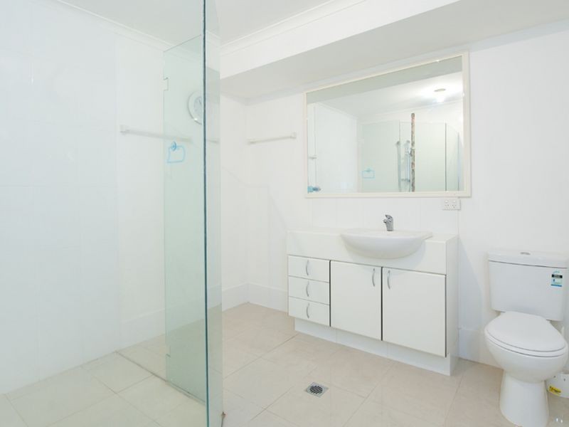 49 Village Way, Oxenford QLD 4210