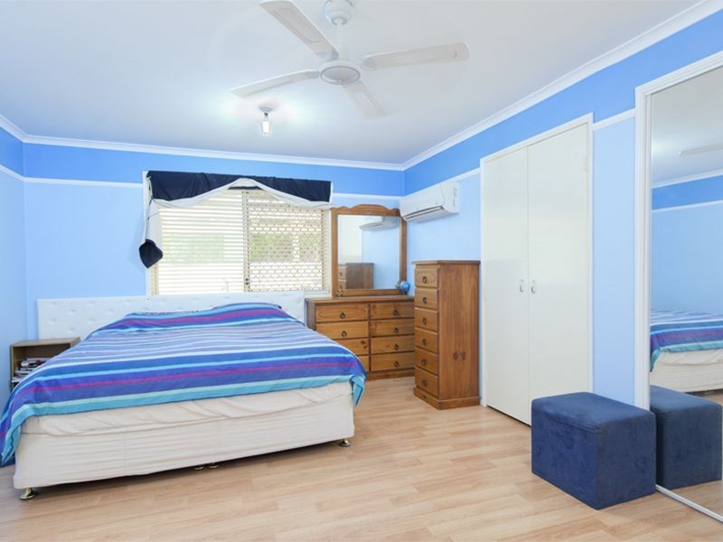 49 Village Way, Oxenford QLD 4210