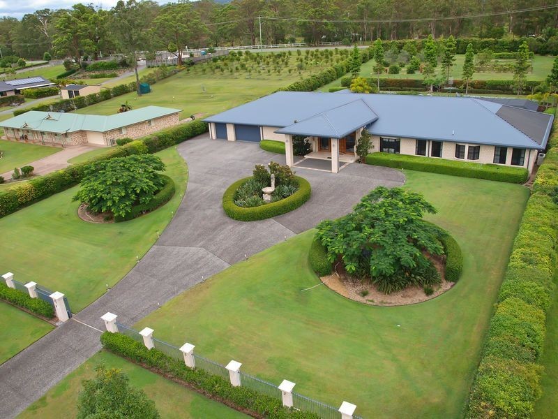 10 John Wayne Close, Maudsland QLD 4210