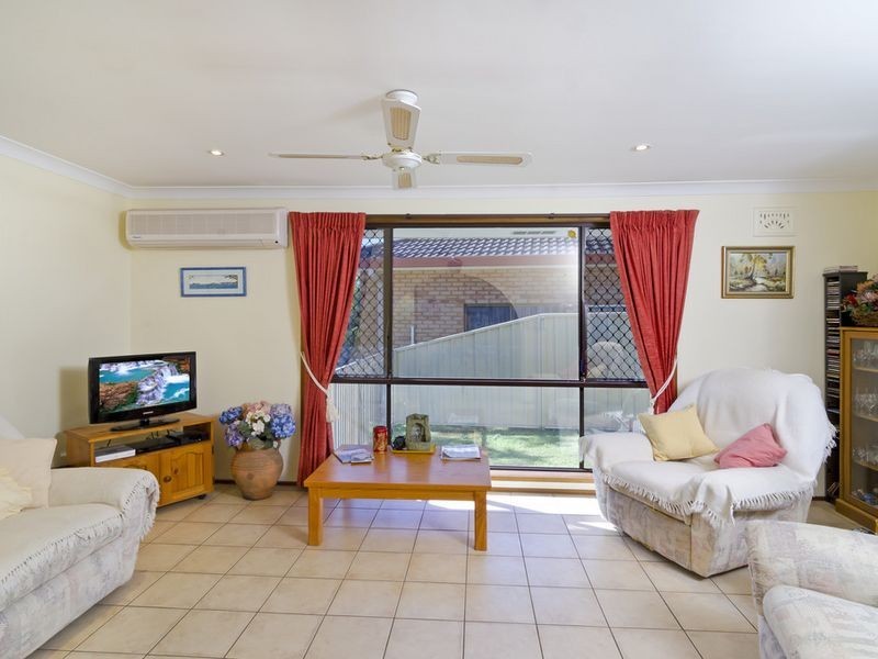 5 Midvale Place, Helensvale QLD 4212