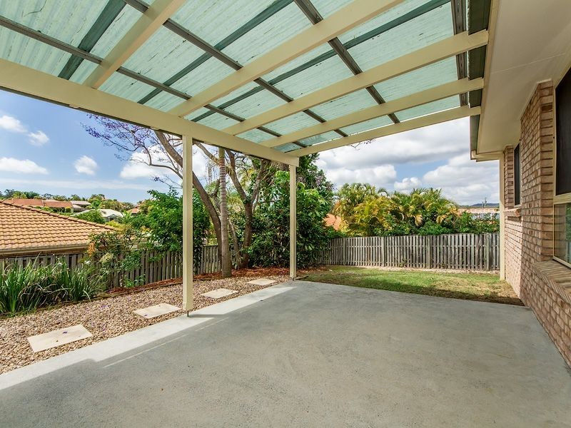 6 Ninigo Street, Pacific Pines QLD 4211