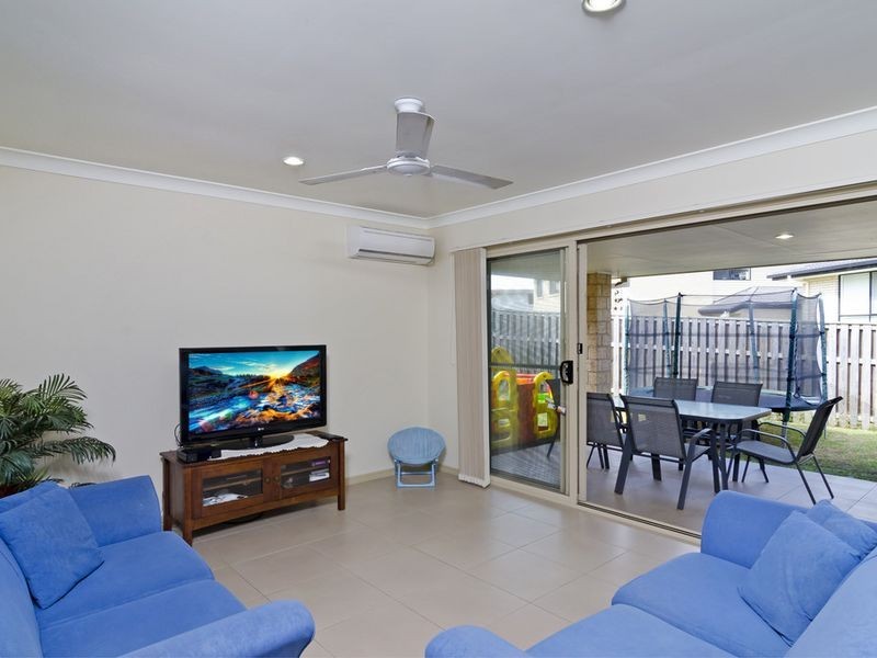 40 Diamantina Circuit, Pacific Pines QLD 4211