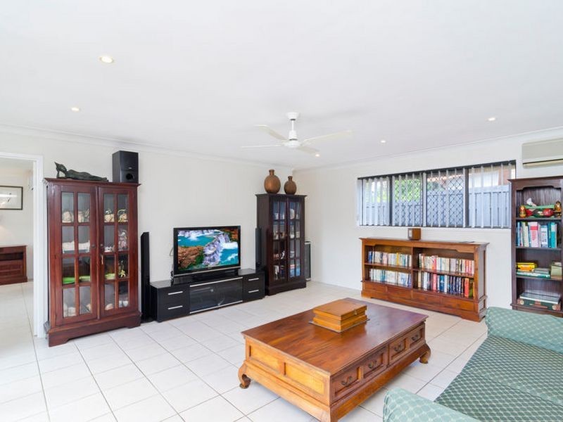 53 Pinkwood Drive, Ashmore QLD 4214