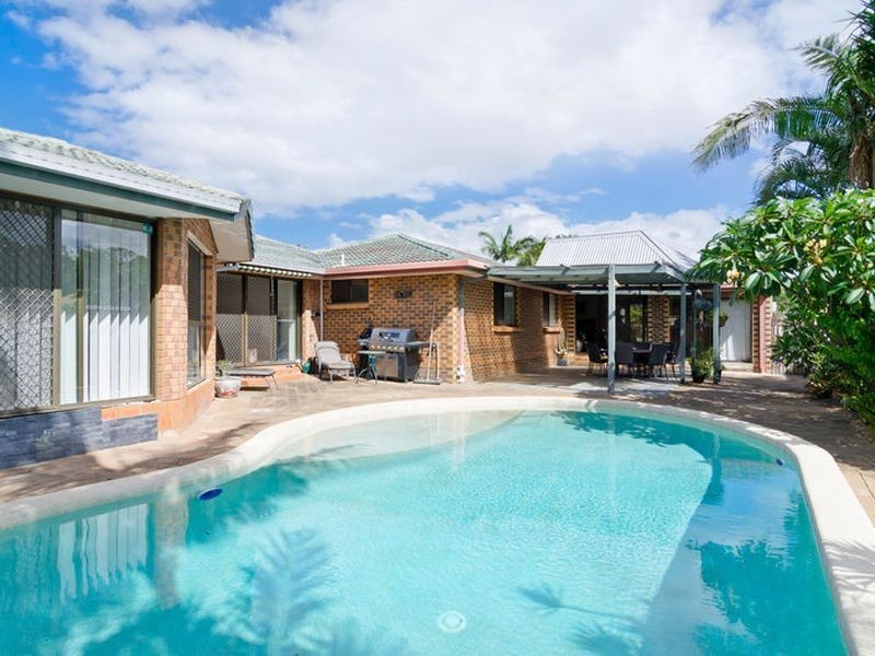 53 Pinkwood Drive, Ashmore QLD 4214