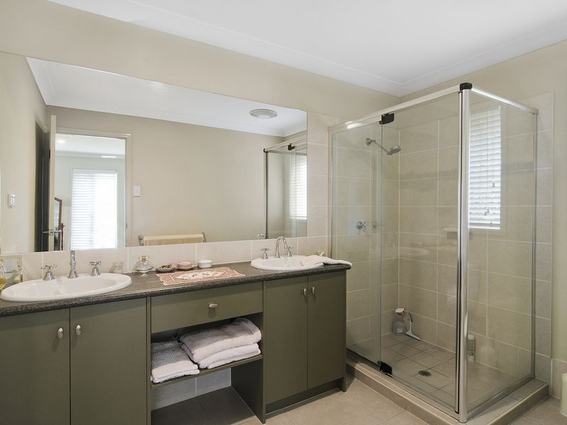 89 Santa Isobel Boulevard, Pacific Pines QLD 4211