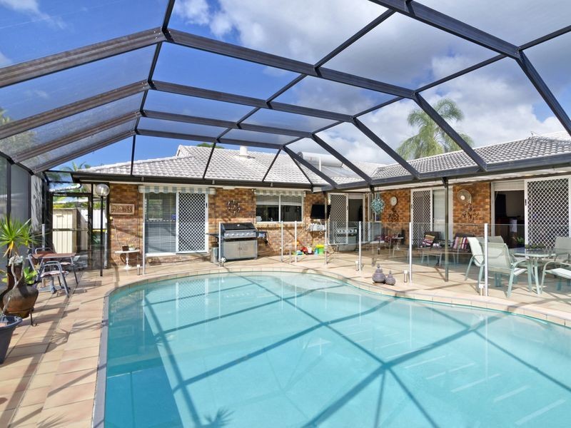 79 Parkes Drive, Helensvale QLD 4212