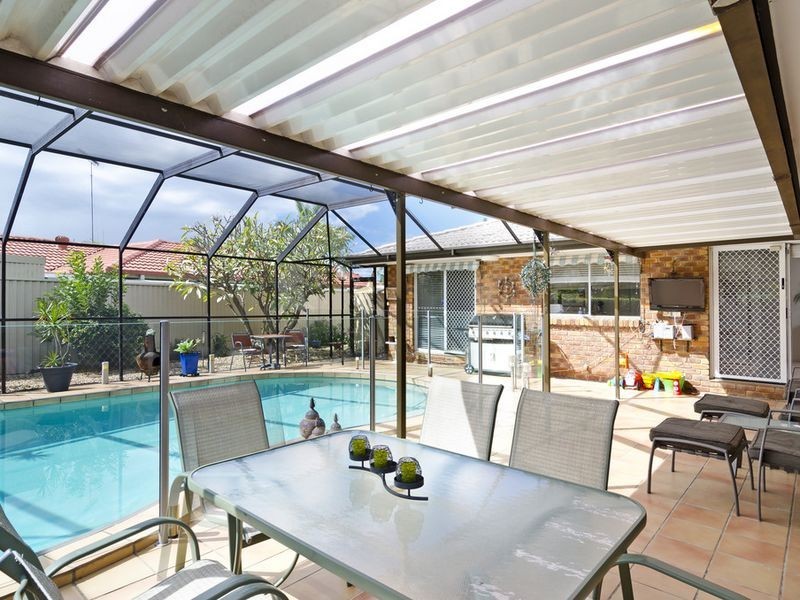 79 Parkes Drive, Helensvale QLD 4212