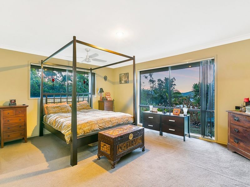 60 Harmsworth Road, Pacific Pines QLD 4211