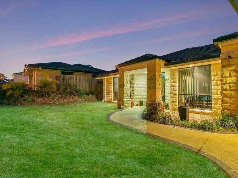 60 Harmsworth Road, Pacific Pines QLD 4211