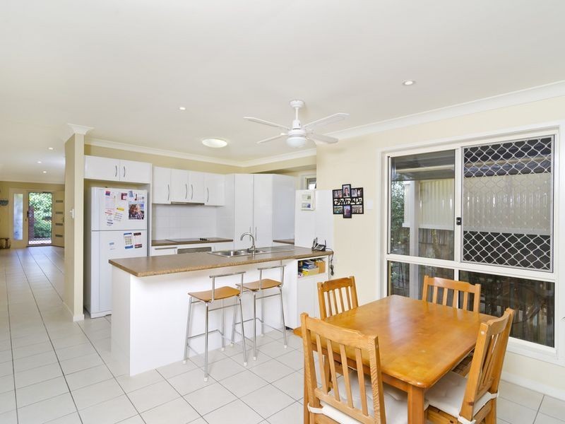 81 Victoria Drive, Pacific Pines QLD 4211