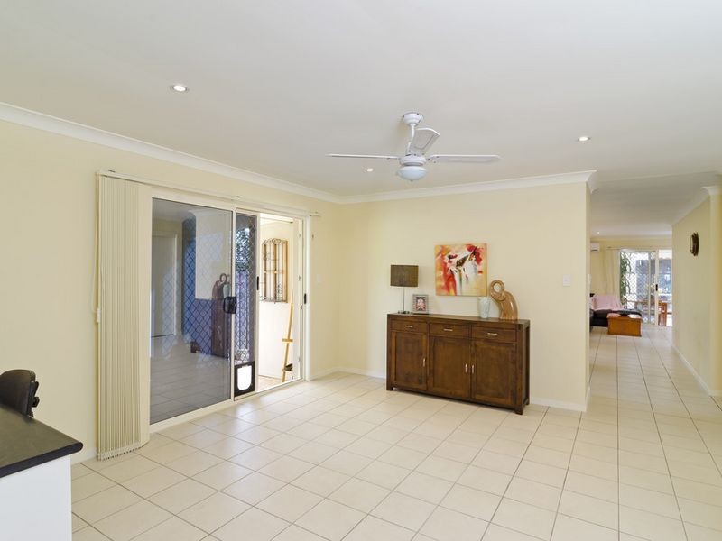 81 Victoria Drive, Pacific Pines QLD 4211