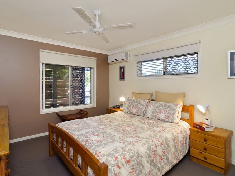 81 Victoria Drive, Pacific Pines QLD 4211